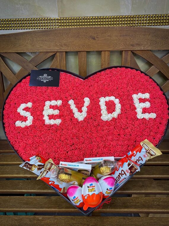 Kişiye Özel İsimli Kalp Kutu